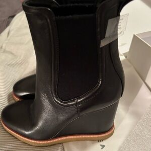 Authentic Veronica Beard brand new with box and tags